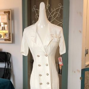 Beautiful Vintage white dress!!